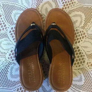 Italian Shoemakers Stretch Fabric Top Thong Slip On wedge Sandal w/Gold-Size 10